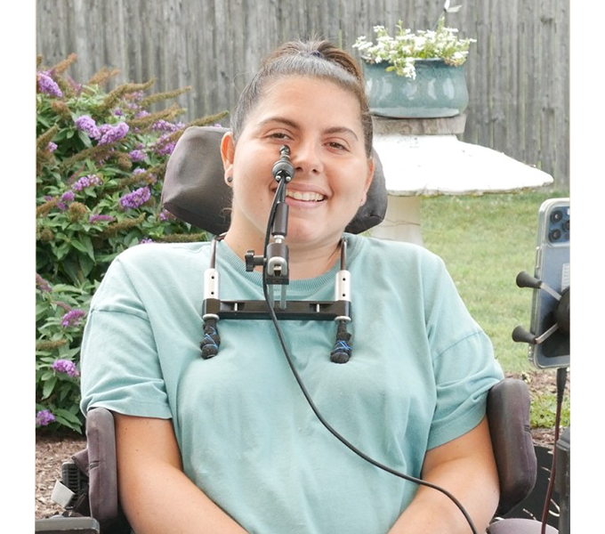 Photograph of Victoria Verrico in her garden
